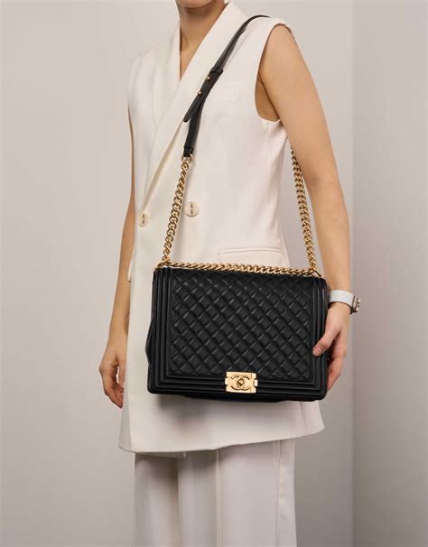 prezzo chanel boy bag|Chanel boy online shop.